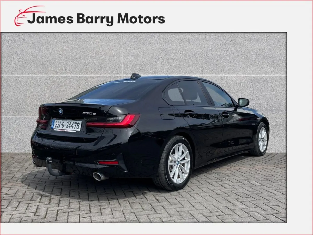 BMW 3-Series 330e SE Pro Auto ** ONLY 53K KLMS ** - Image 3