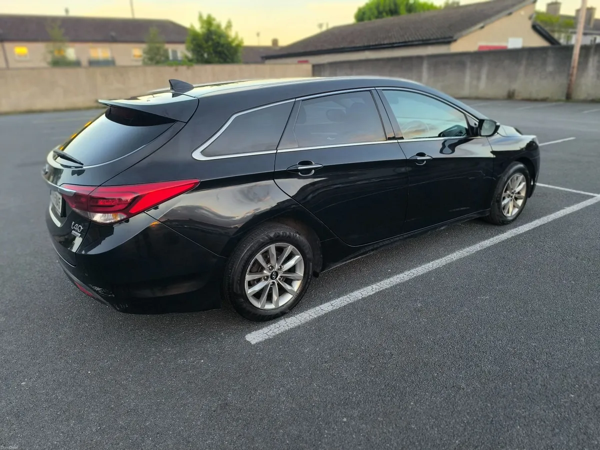 2016 Hyundai i40 Estate 1.7D NCT 05/28 - Image 2