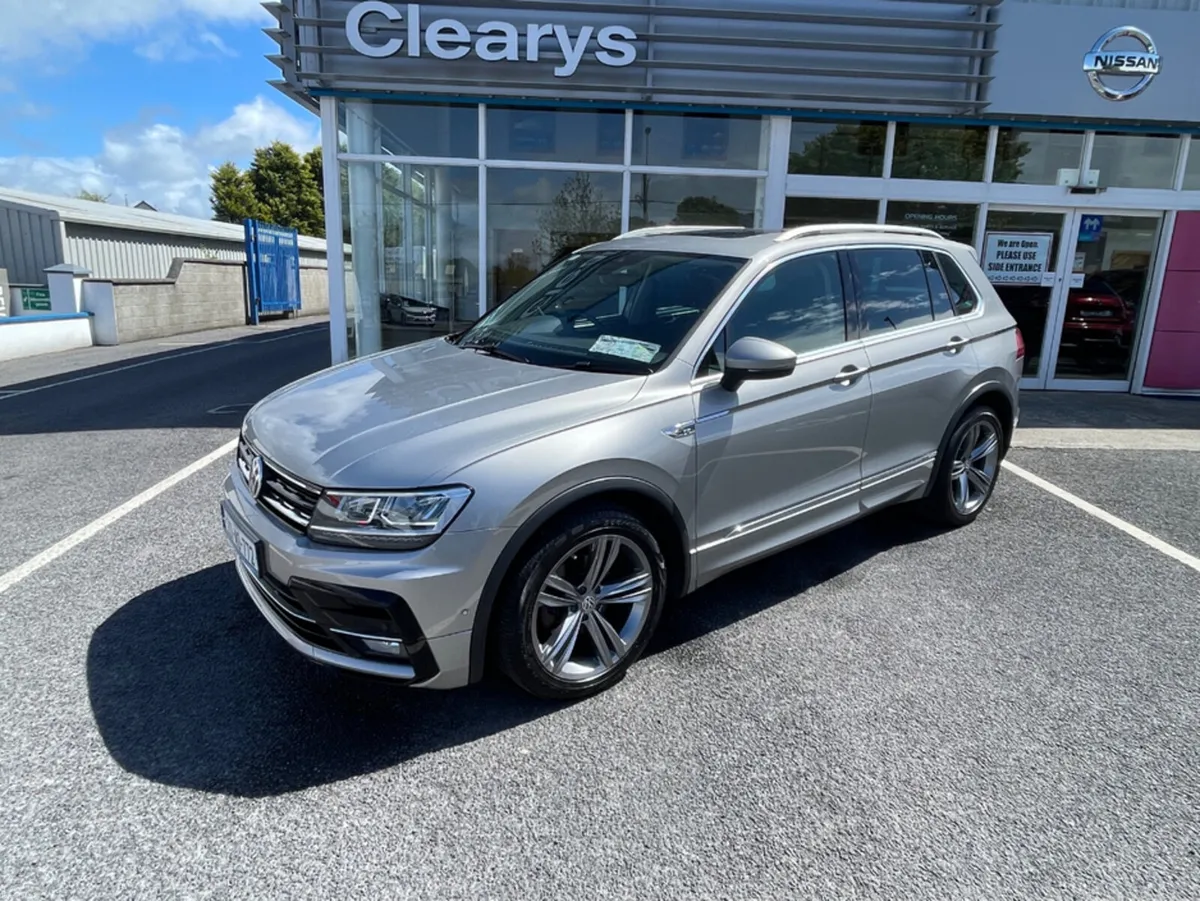 Volkswagen Tiguan R-LINE 2.0 TDI MANUAL 6SPEED FWD - Image 3