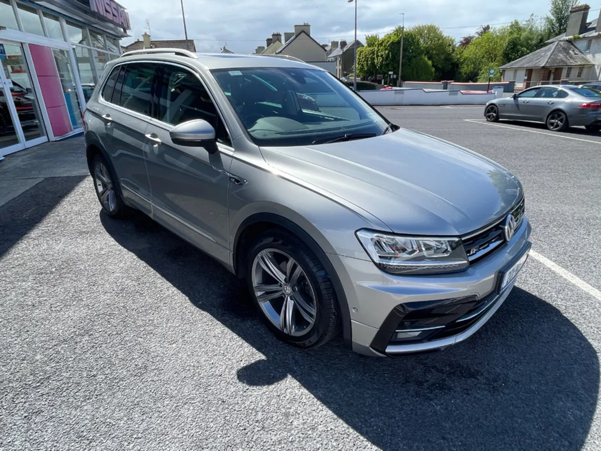 Volkswagen Tiguan R-LINE 2.0 TDI MANUAL 6SPEED FWD - Image 4