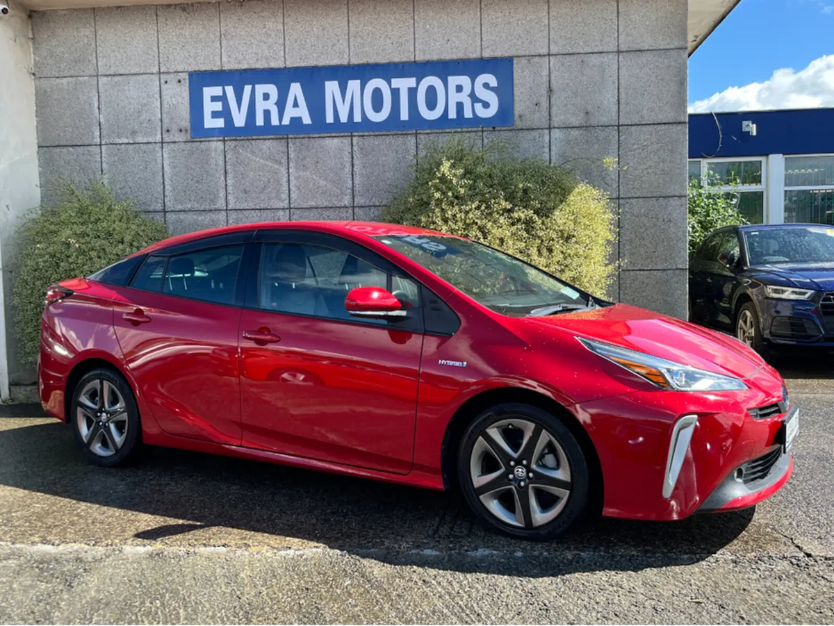 Toyota Prius PREMIUM TOURING SELECTION AUTOMATIC H - Image 3