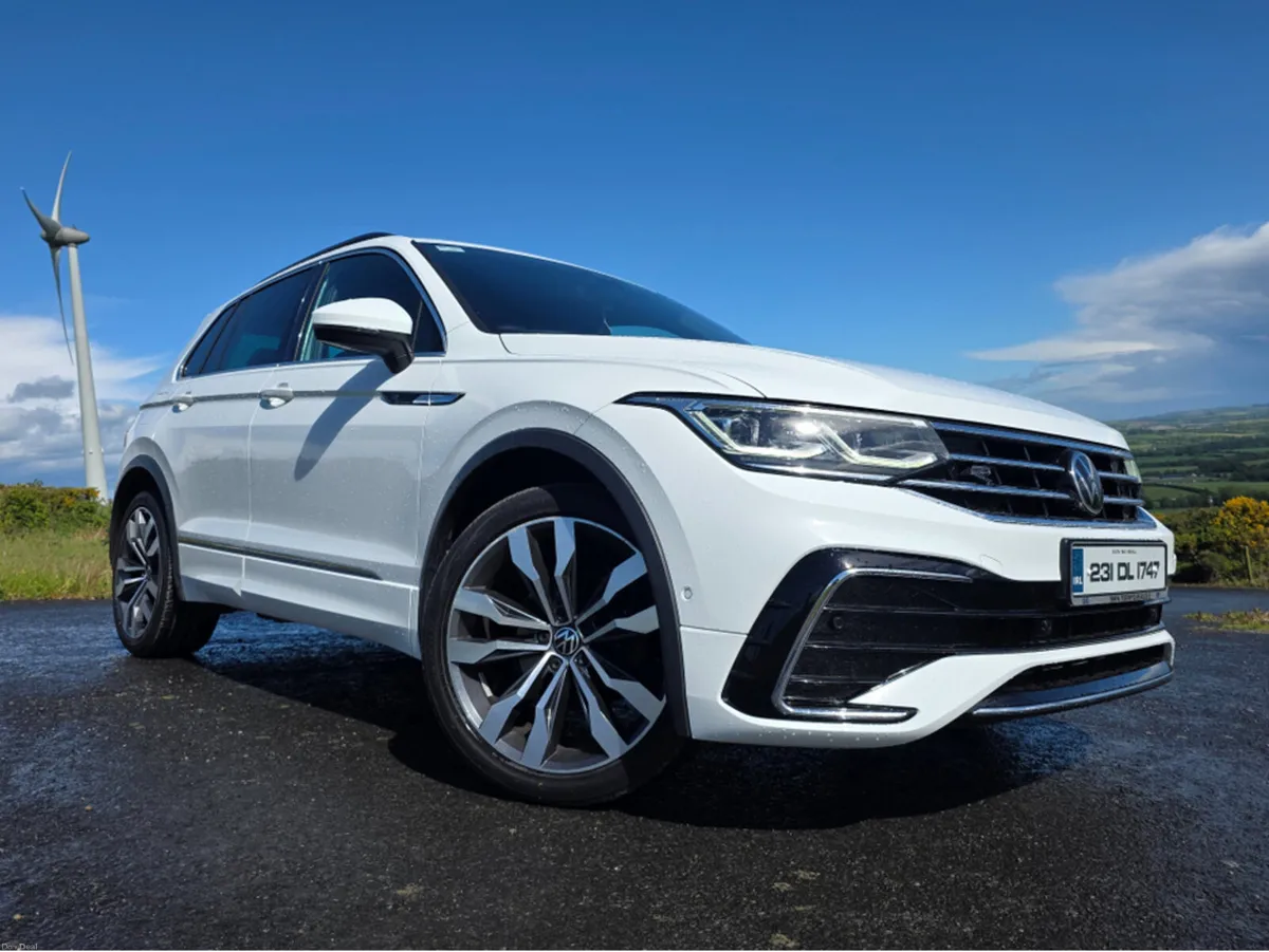 Volkswagen Tiguan R-LINE 2.0 TDI MANUAL 6SPEED FWD - Image 2