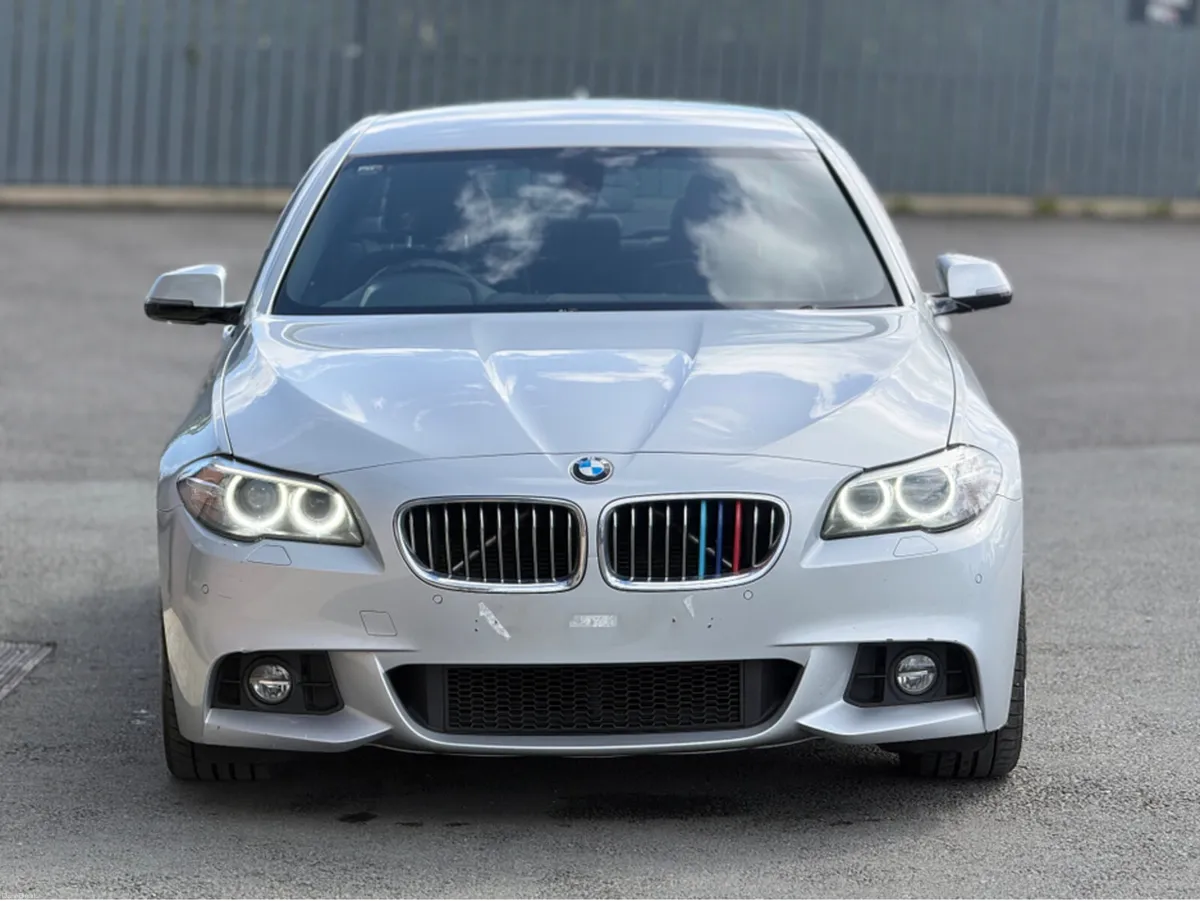 BMW 5-Series BMW 5 SERIES 2.0 520d M Sport Auto 4d - Image 2