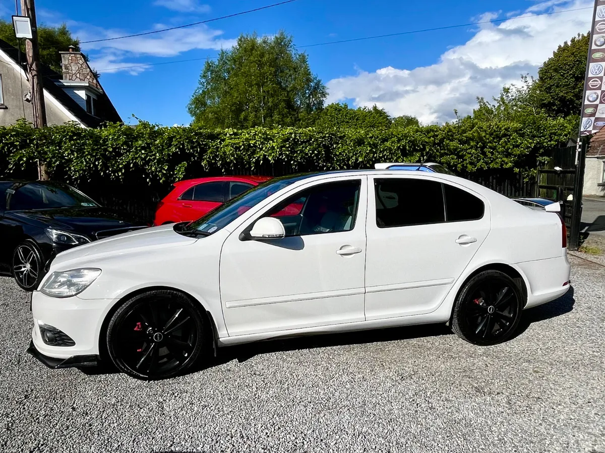 11 Skoda Octavia VRS 2.0 TDI - Image 2