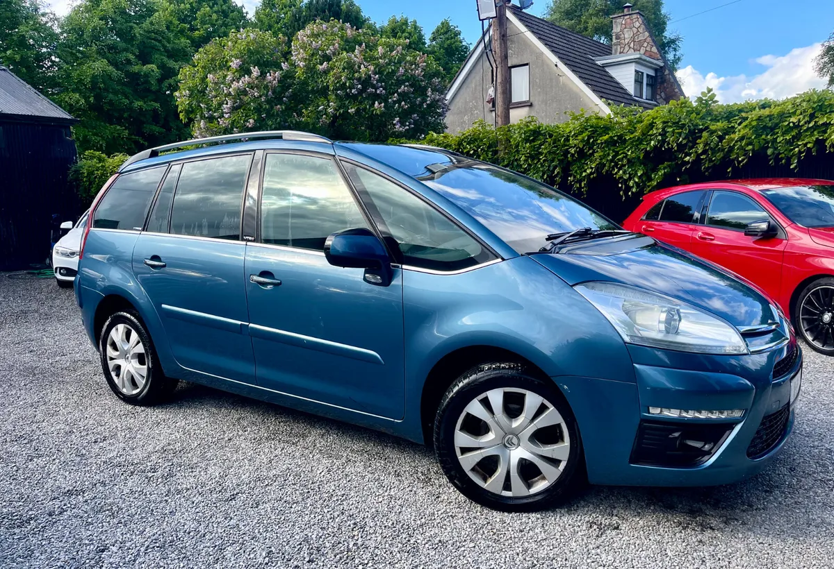 11 Citroen C4 Grand Picasso VTR+ 1.6 HDI - Image 4