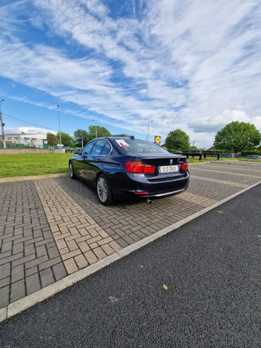 BMW 320 D - Image 4
