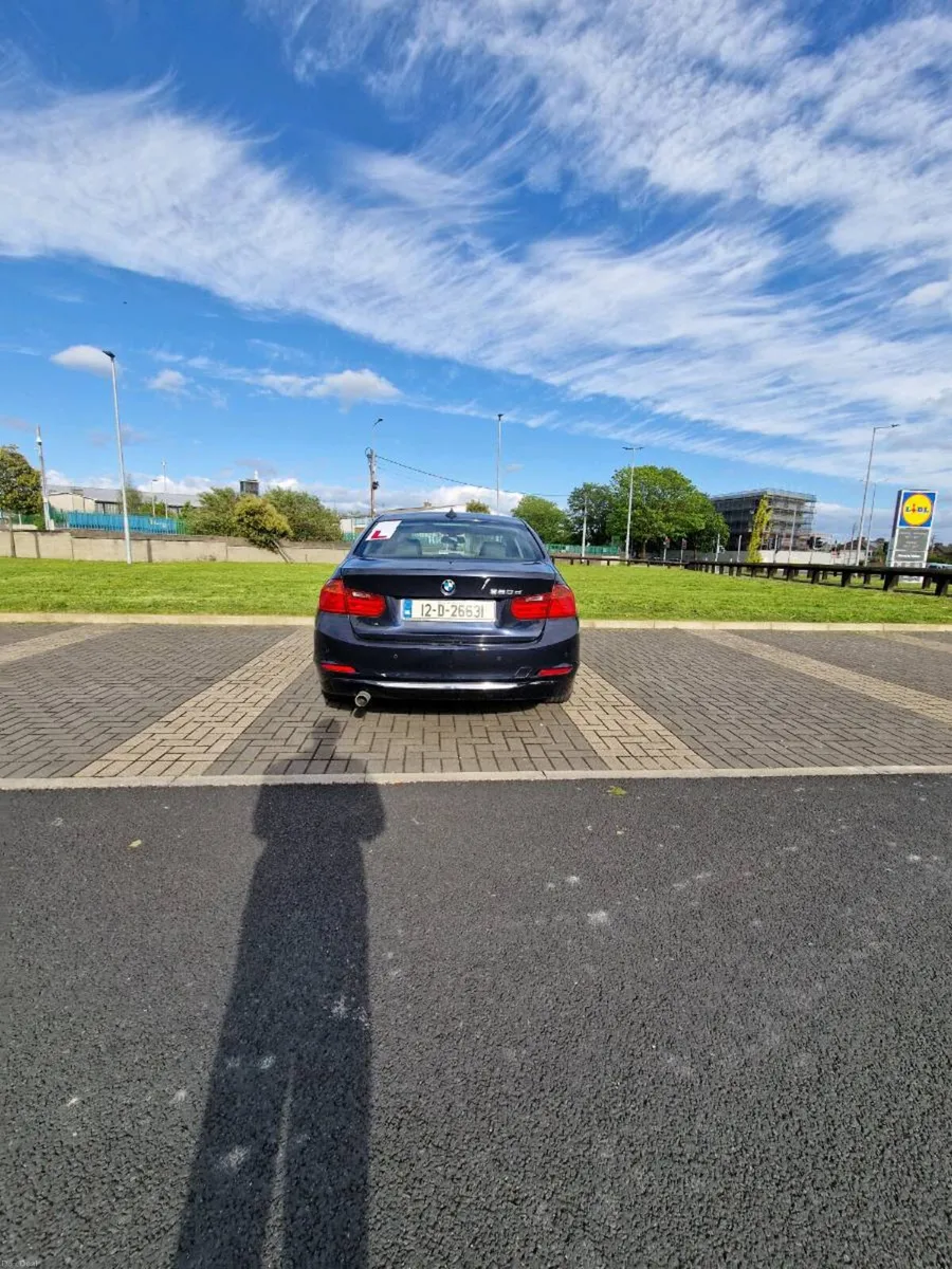 BMW 320 D - Image 6
