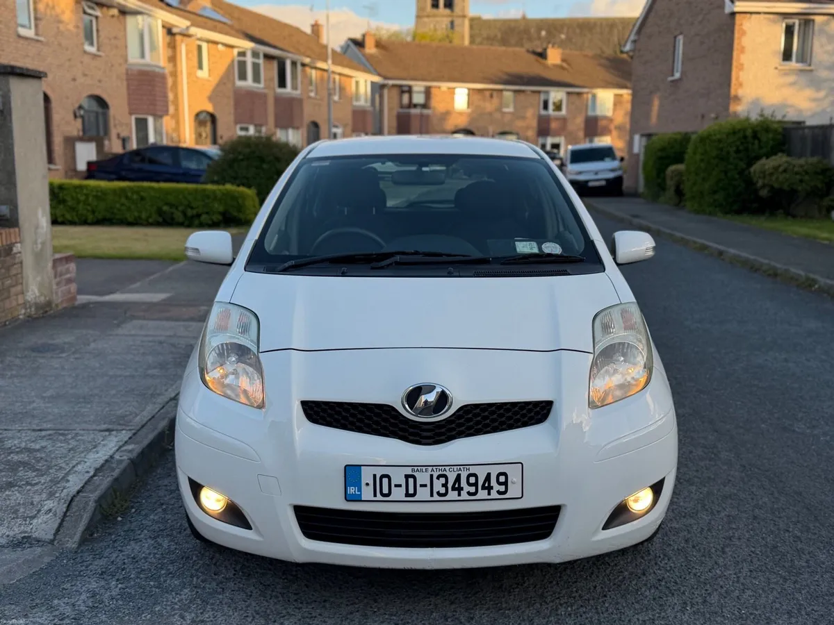 2010 automaic Toyota vitz 1.0 petrol with nct/ tax - Image 2
