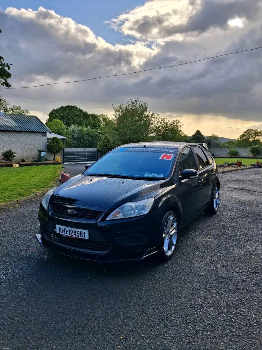 Ford Focus 2010 - Image 1