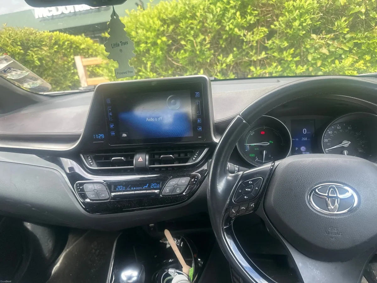 Toyota CHR - Image 2