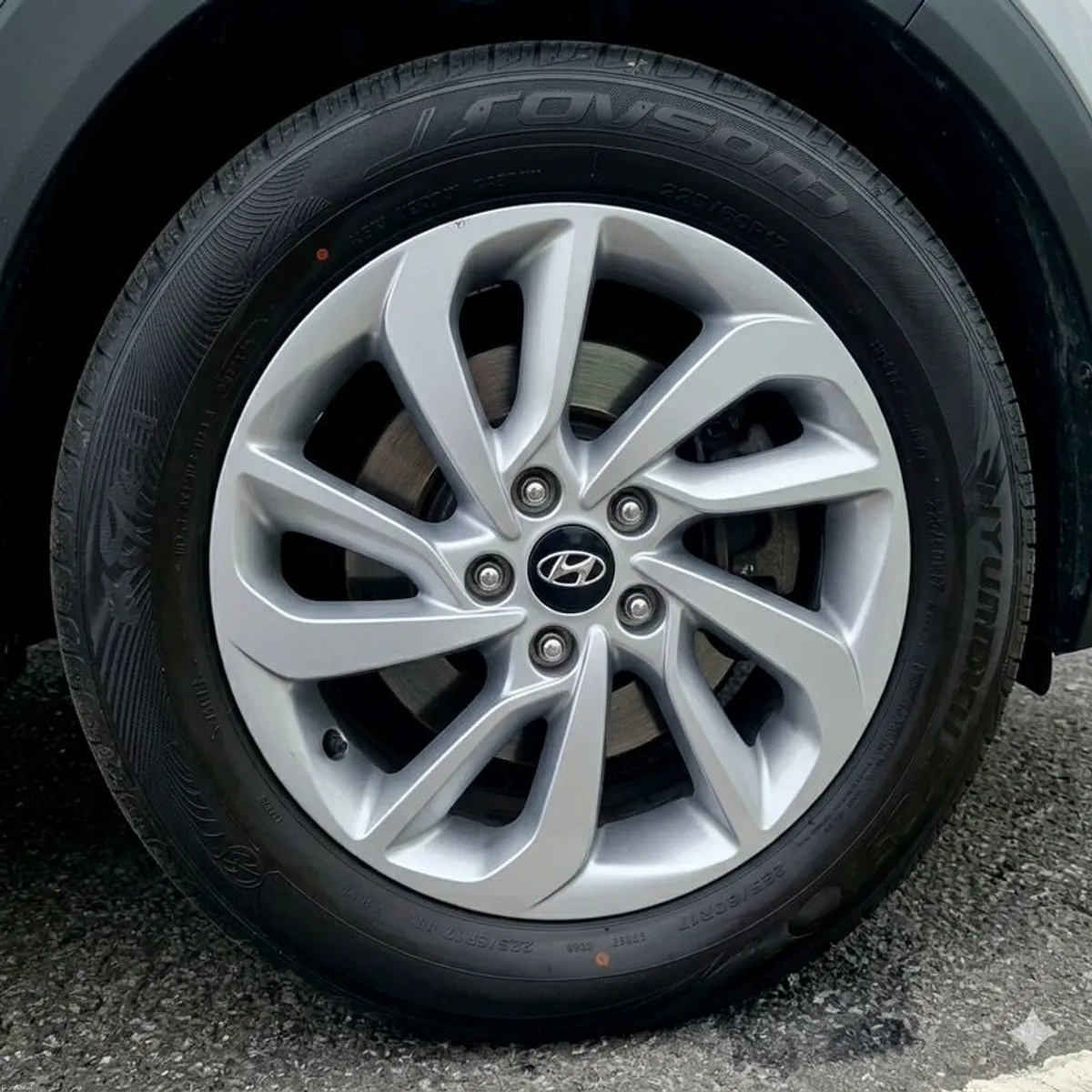 2018 Hyundai Tucson 1.7 SE NAV 116PS - Image 4