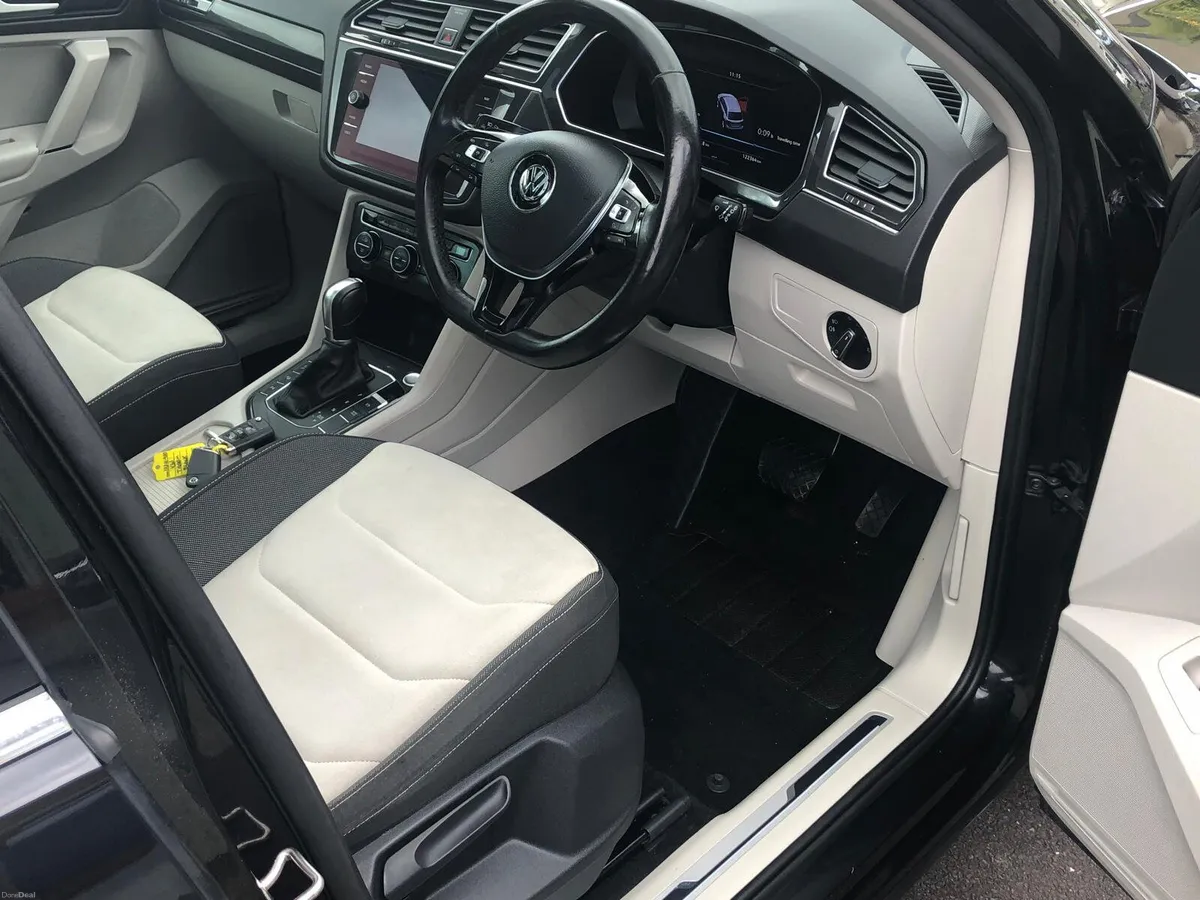 Volkswagen Tiguan 2017 - Image 5