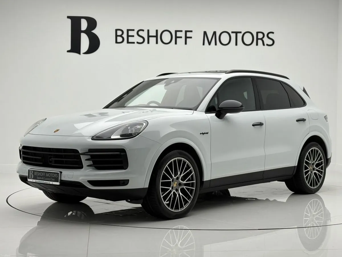 Porsche Cayenne E-HYBRID=HUGE SPEC//1 OWNER//222 R - Image 1