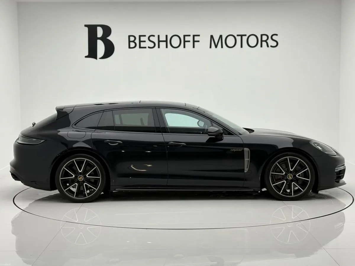 Porsche Panamera 4 E-HYBRID SPORT TURISMO PLATINUM - Image 4