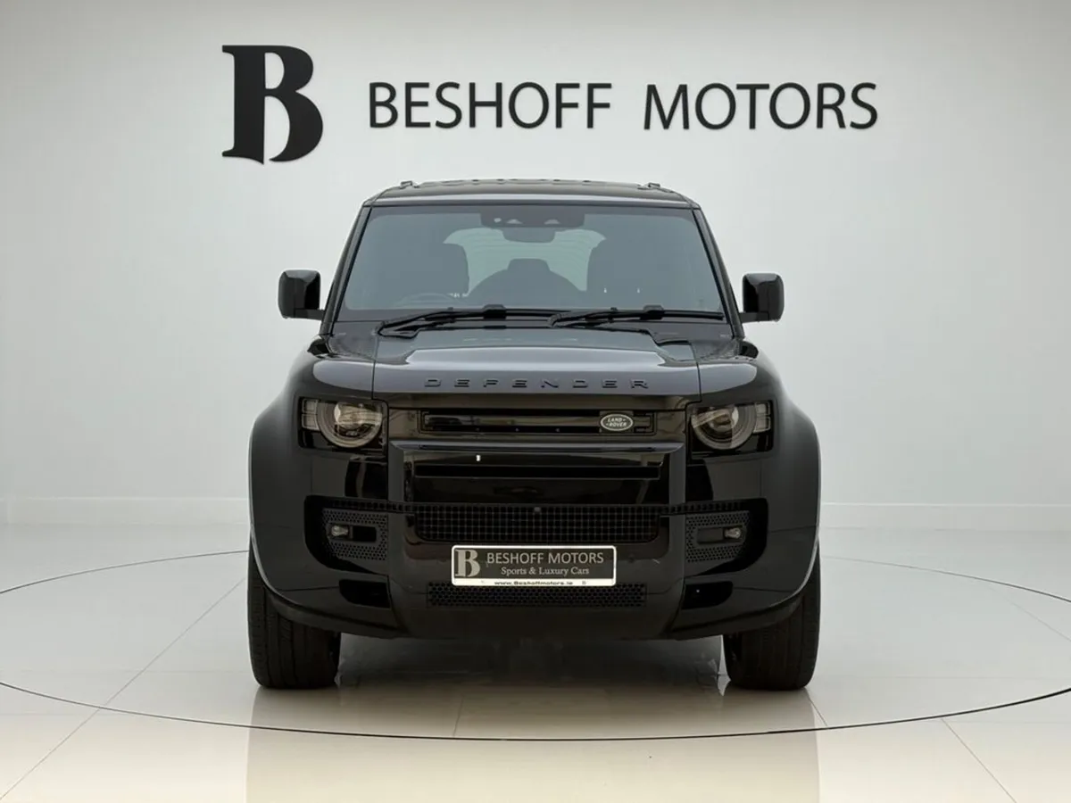 Land Rover Defender P300e X-DYNAMIC HSE=HUGE SPEC/ - Image 2