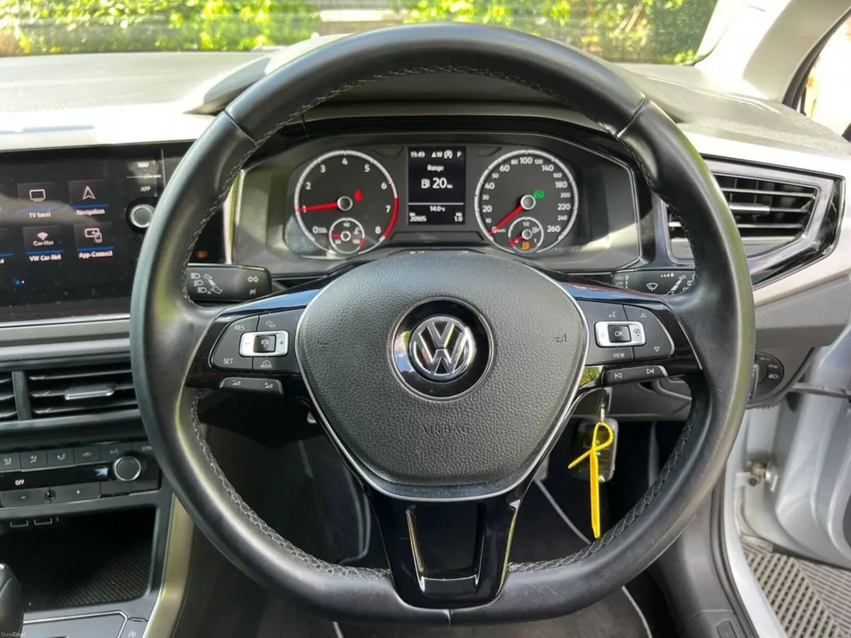 Volkswagen Polo COMFORTLINE 1.0 TSI AUTO ** LOW MI - Image 4