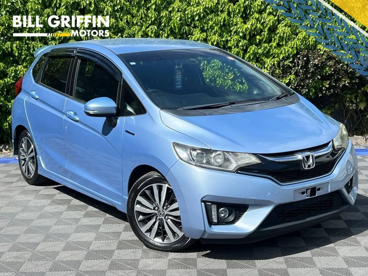 Honda Fit SPORT 1.5 HYBRID AUTO // DIAMOND CUT ALL - Image 1
