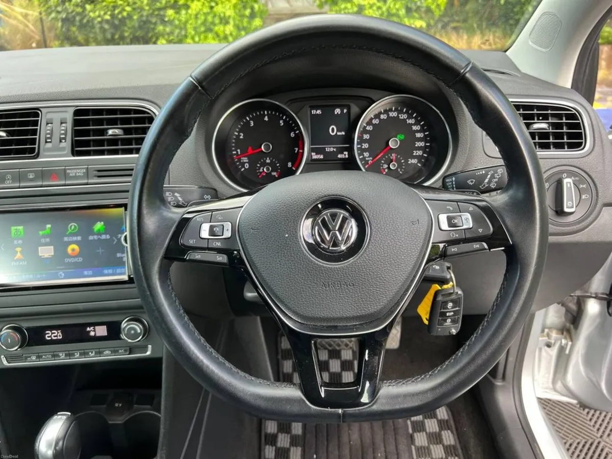 Volkswagen Polo COMFORTLINE 1.2 TSI AUTO // FULL S - Image 4