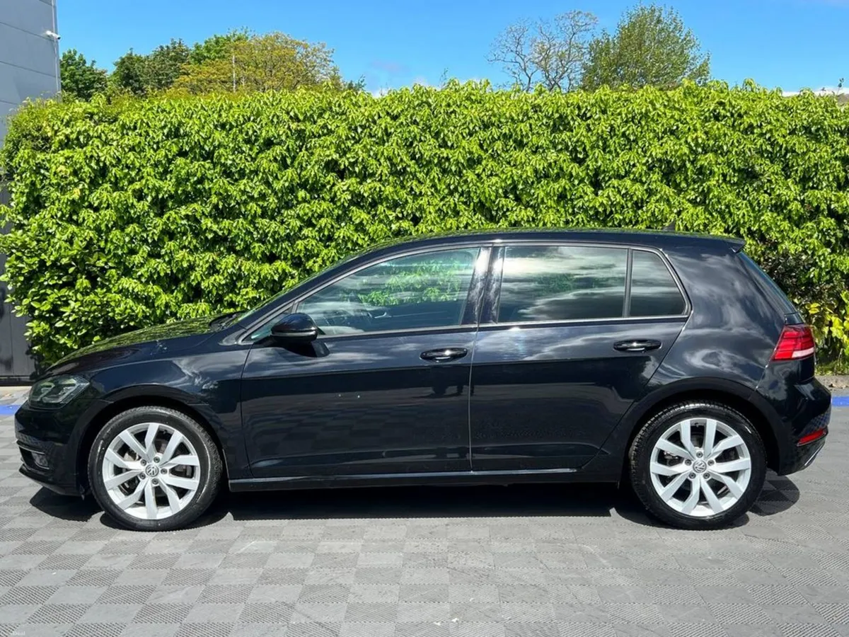 Volkswagen Golf HIGHLINE 1.4 TSI AUTO // APPLE CAR - Image 3