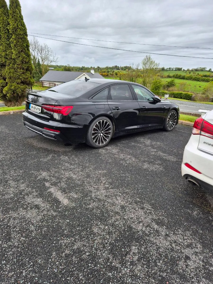 Car - Image 4