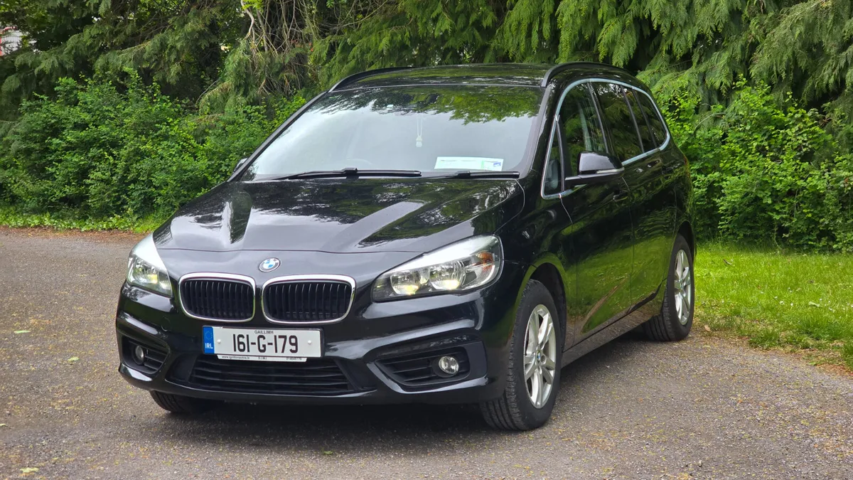 🔥2016 BMW 216d 1.5 DIESEL SE 7 Seater🔥 - Image 3
