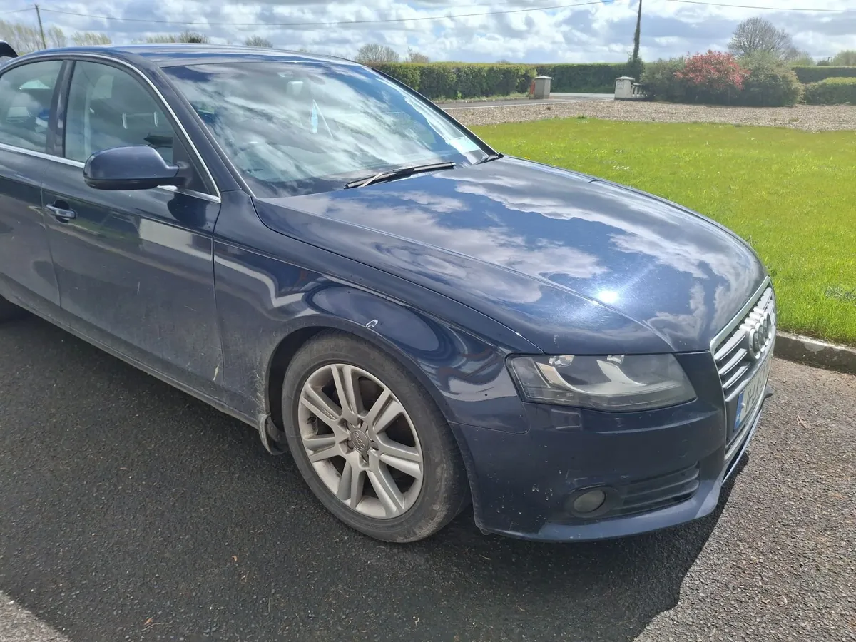 Audi A4 2011 - Image 2