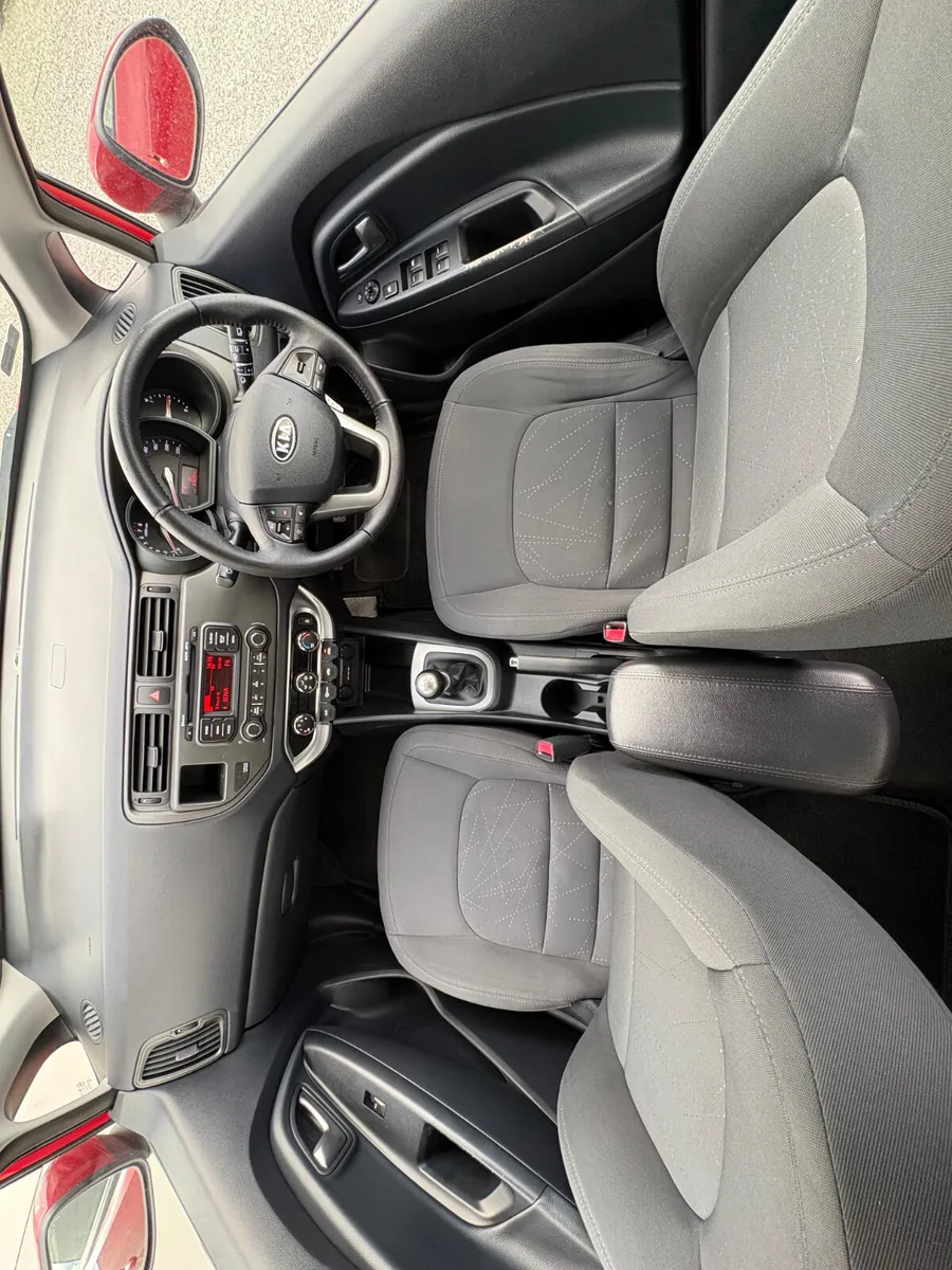 Kia Rio 2013 - Image 4