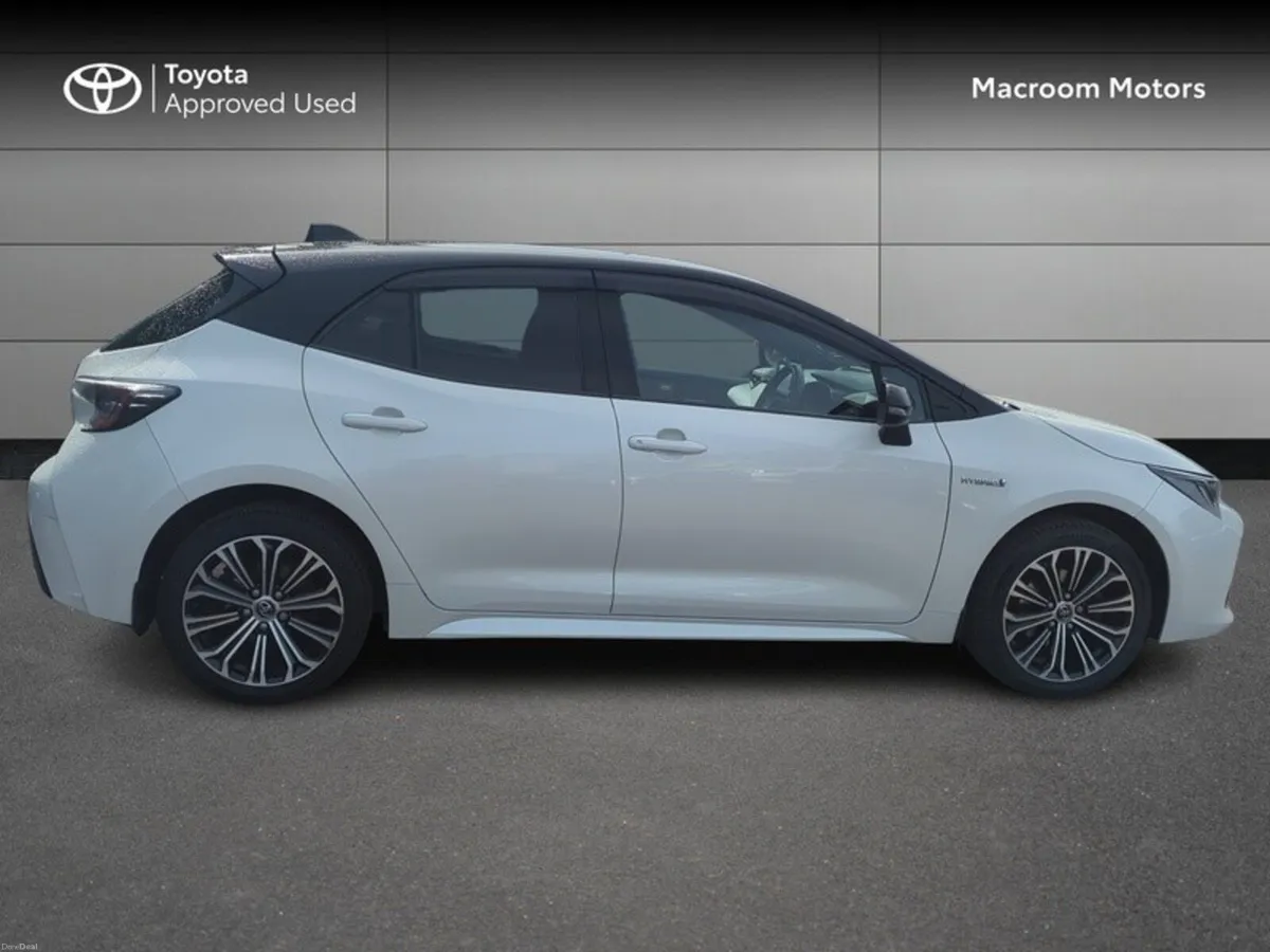 Toyota Corolla COROLLA HYBRID L/SPORT HB - Image 3