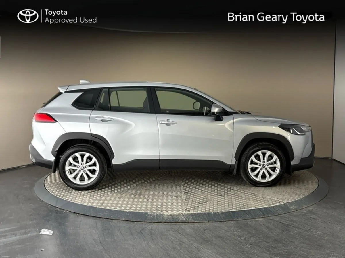 Toyota Corolla Cross LUNA 1.8 Hybrid - Image 3