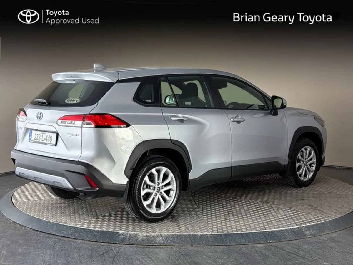 Toyota Corolla Cross LUNA 1.8 Hybrid - Image 2
