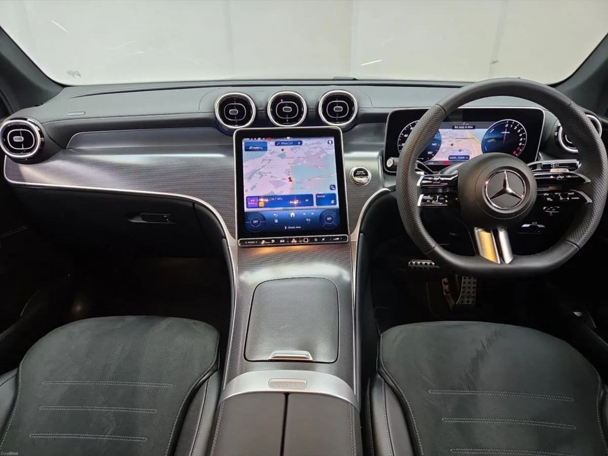 Mercedes-Benz GLC 300 Urban Edition PHEV EQ Boost - Image 4