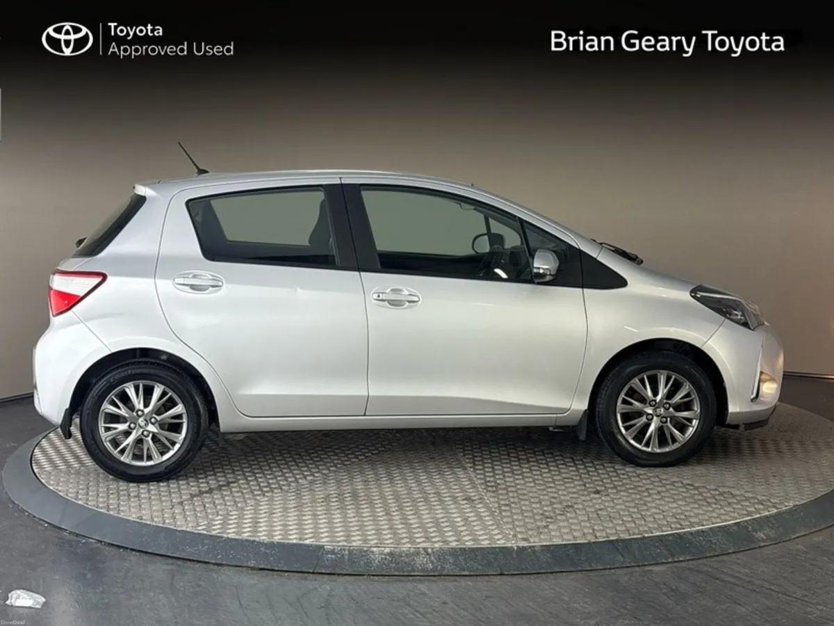 Toyota Yaris YARIS 1.0 5DR LUNA - Image 3