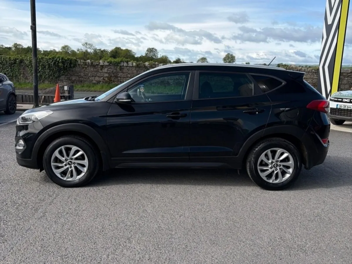 Hyundai Tucson 1.7 D Comfort Plus - Image 4