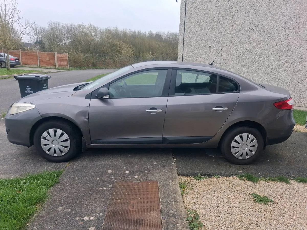 Renault Fluence 2011 1.5L Diesel - Image 3