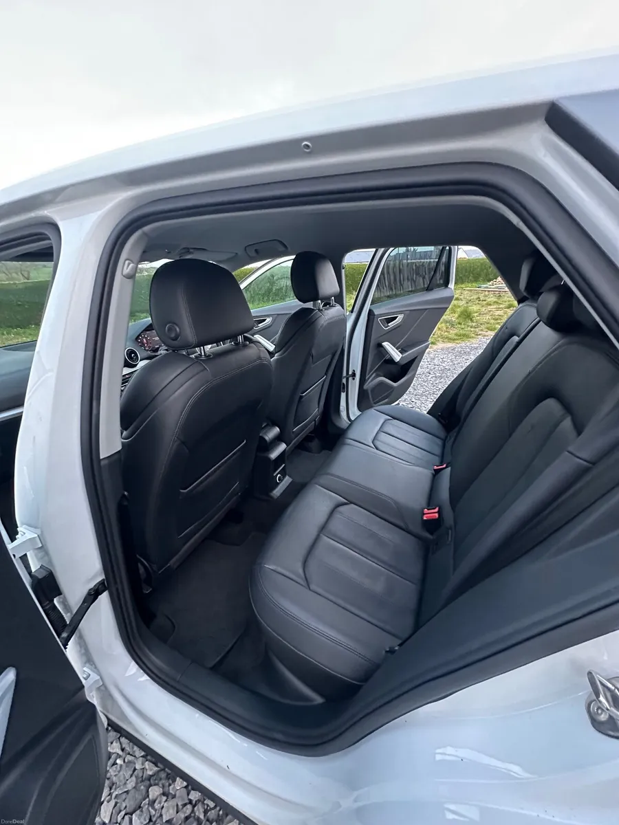 Audi Q2 2018 - Image 4