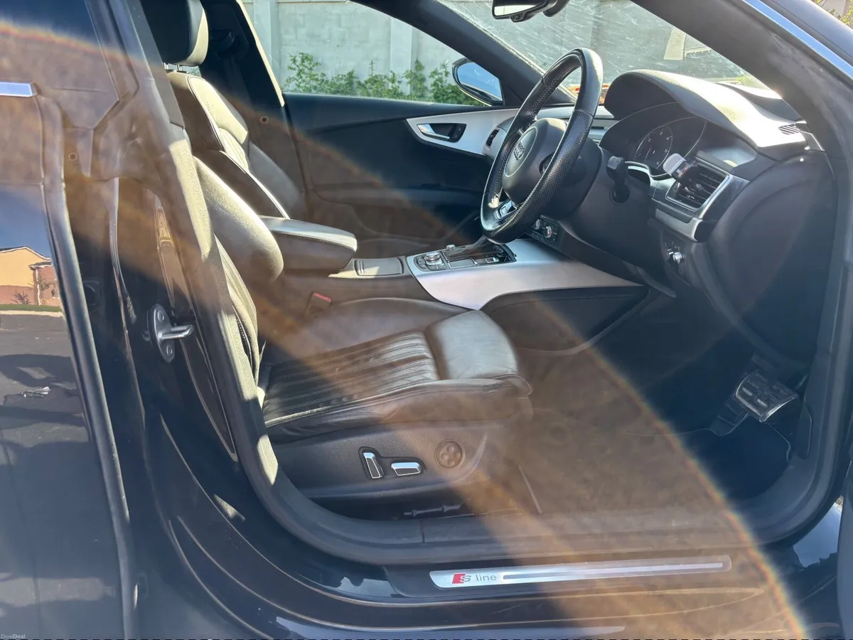 Audi A7 2015 - Image 4