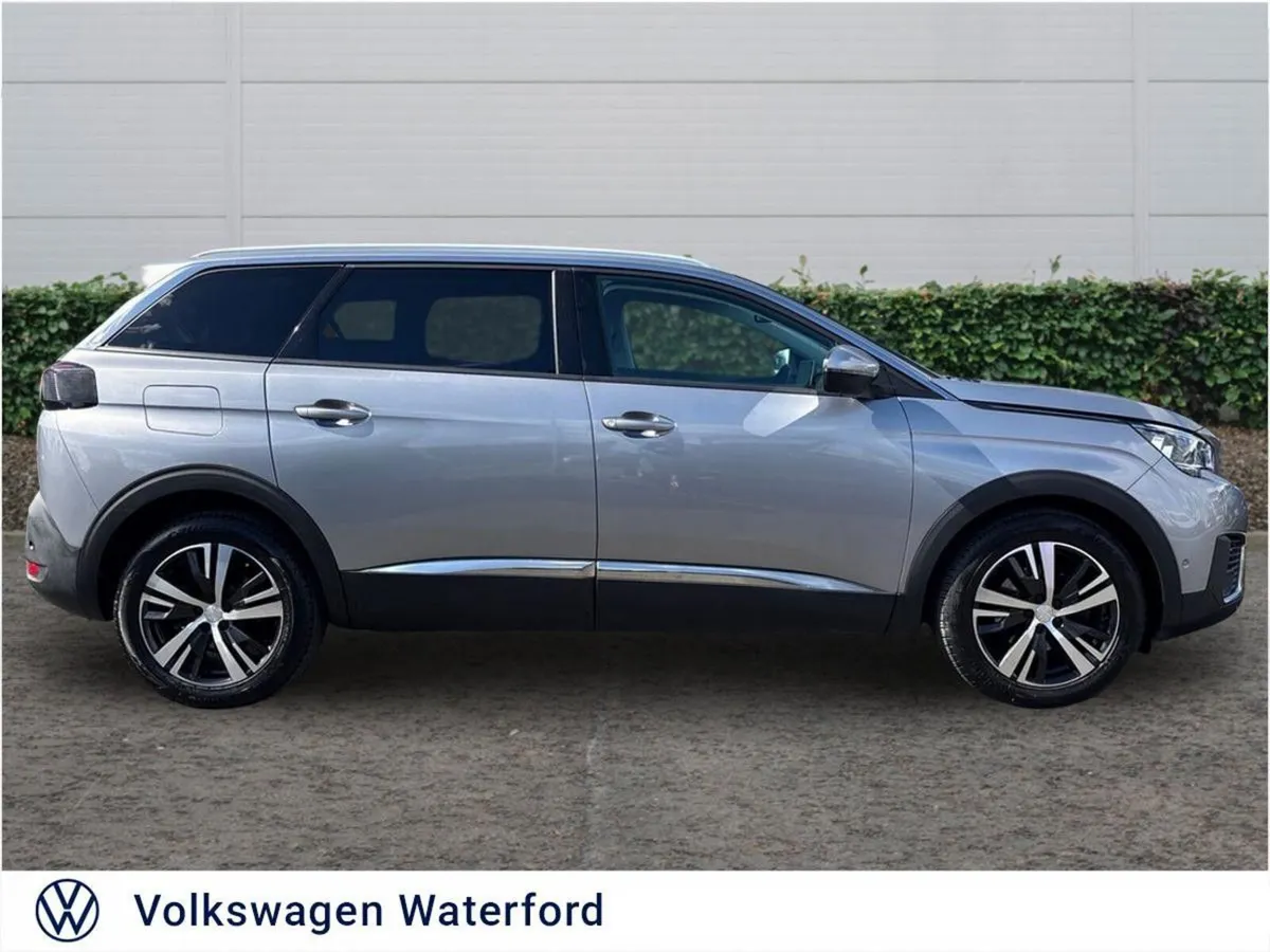 Peugeot 5008 1.5 BlueHDi 130bhp Allure - Image 4