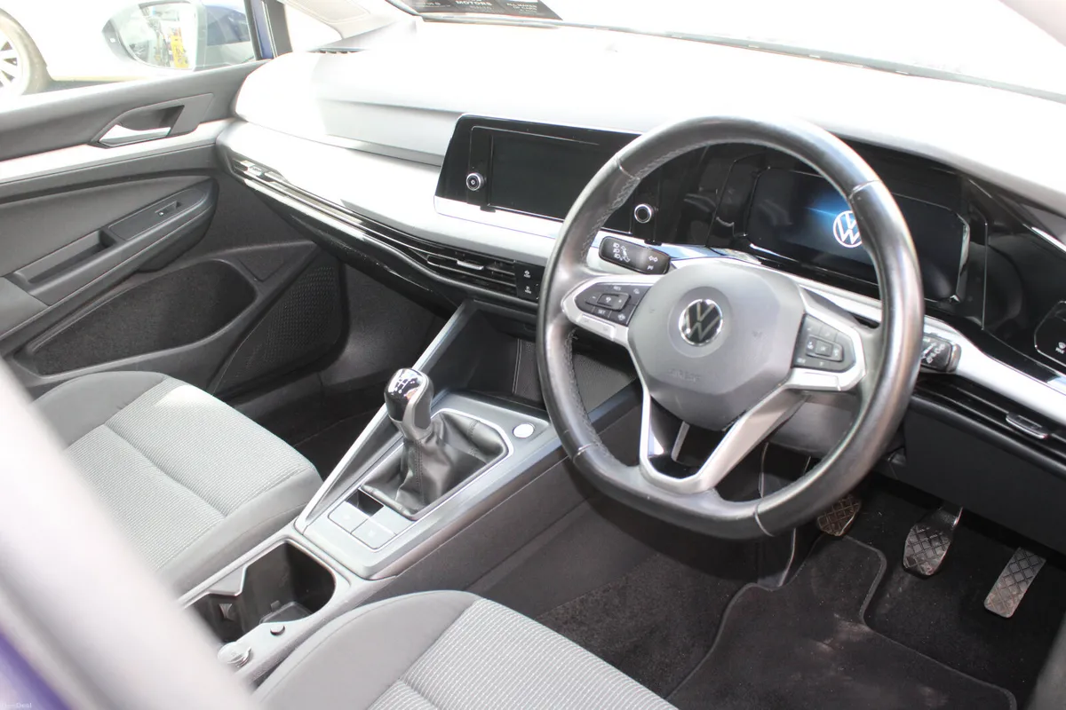 VW GOLF - 1.0L TSI - MANUAL - COMFORT - IRISH NEW - Image 6