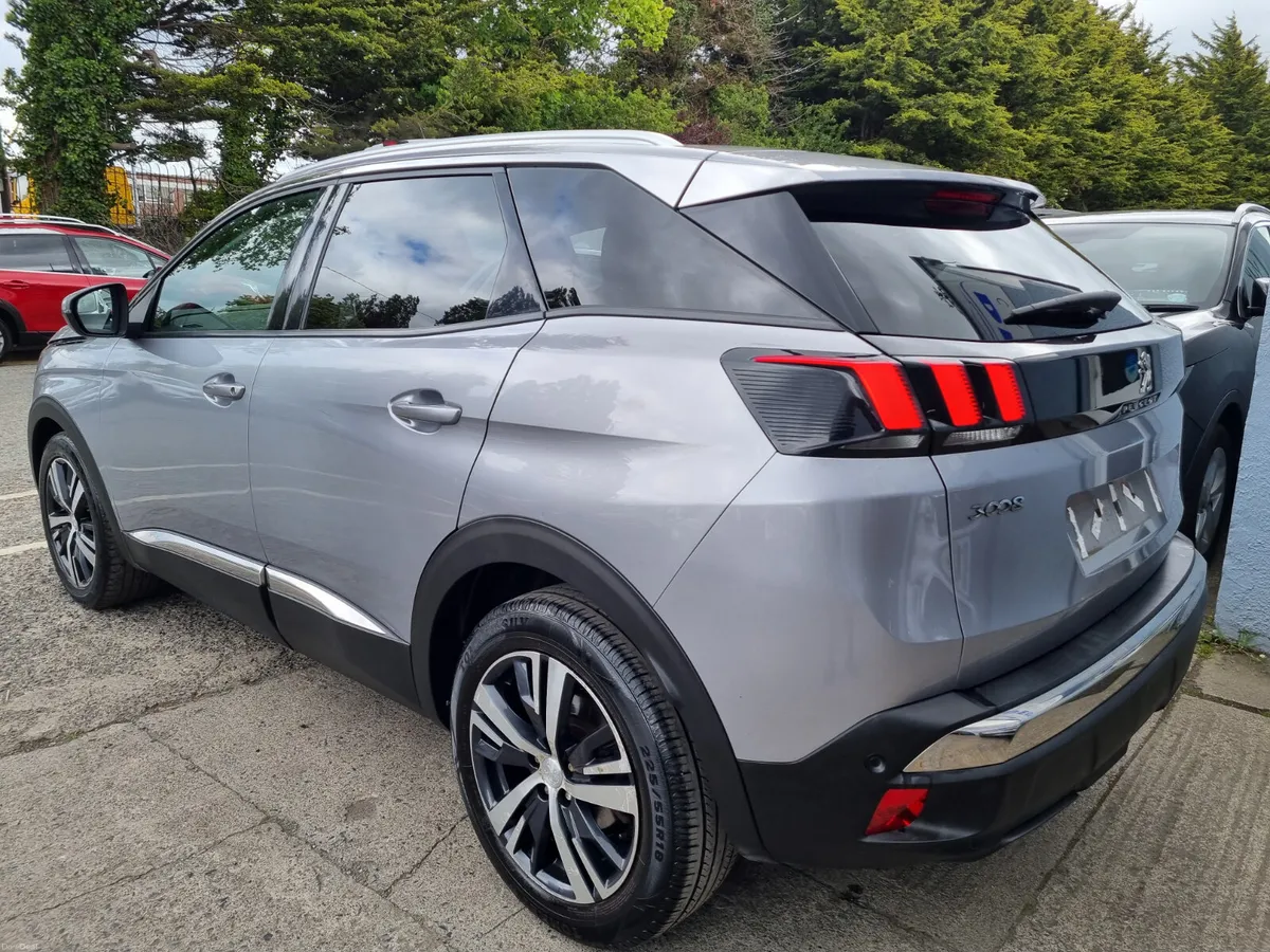 2018 PEUGEOT 3008 ALLURE 1.2 PETROL MANUAL 130BHP - Image 4