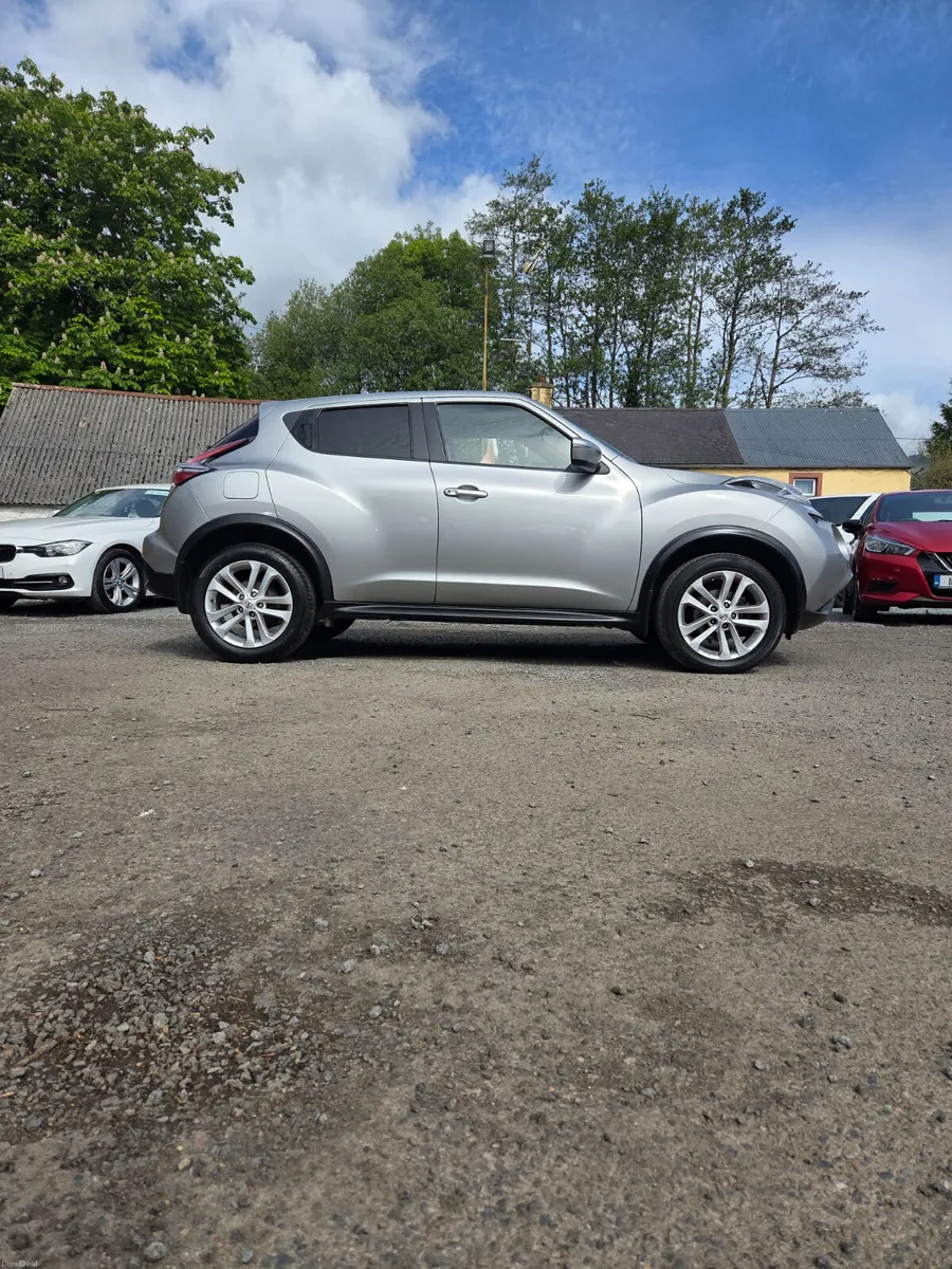 Like New Low Mileage Nissan Juke - Image 2