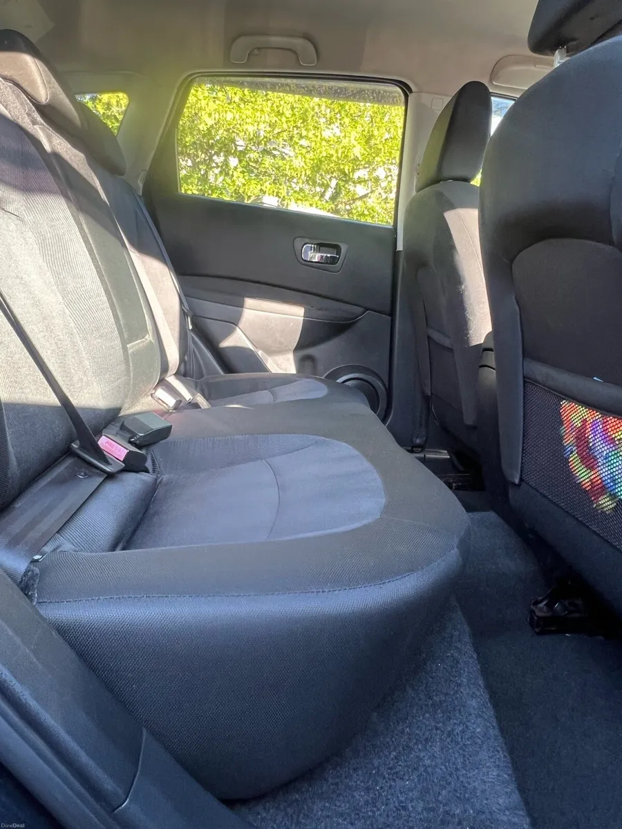 Fully serviced Nissan car - Image 4