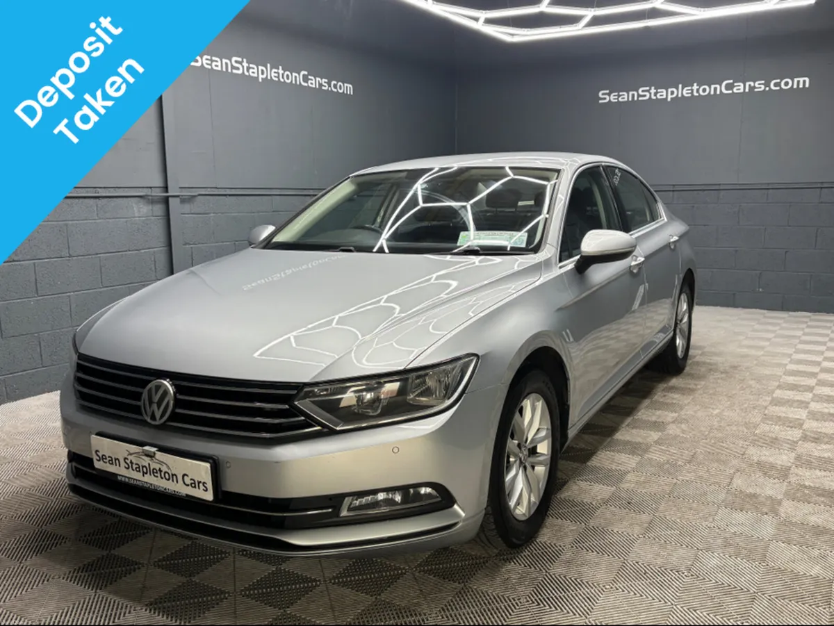 Volkswagen Passat COMFORTLINE 1.6 TDI MANUAL 6SPEE - Image 1