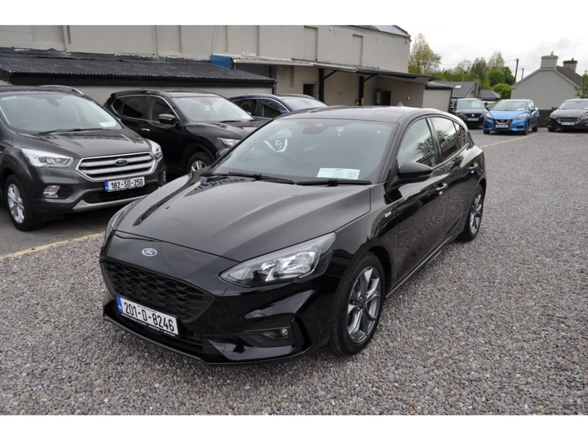 Ford Focus ST-LINE 5DR 1.5 TD 120 S6.2 M6 4DR - Image 3