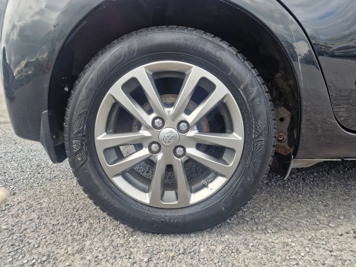 Toyota Yaris 1.0 Luna 4DR - Image 4