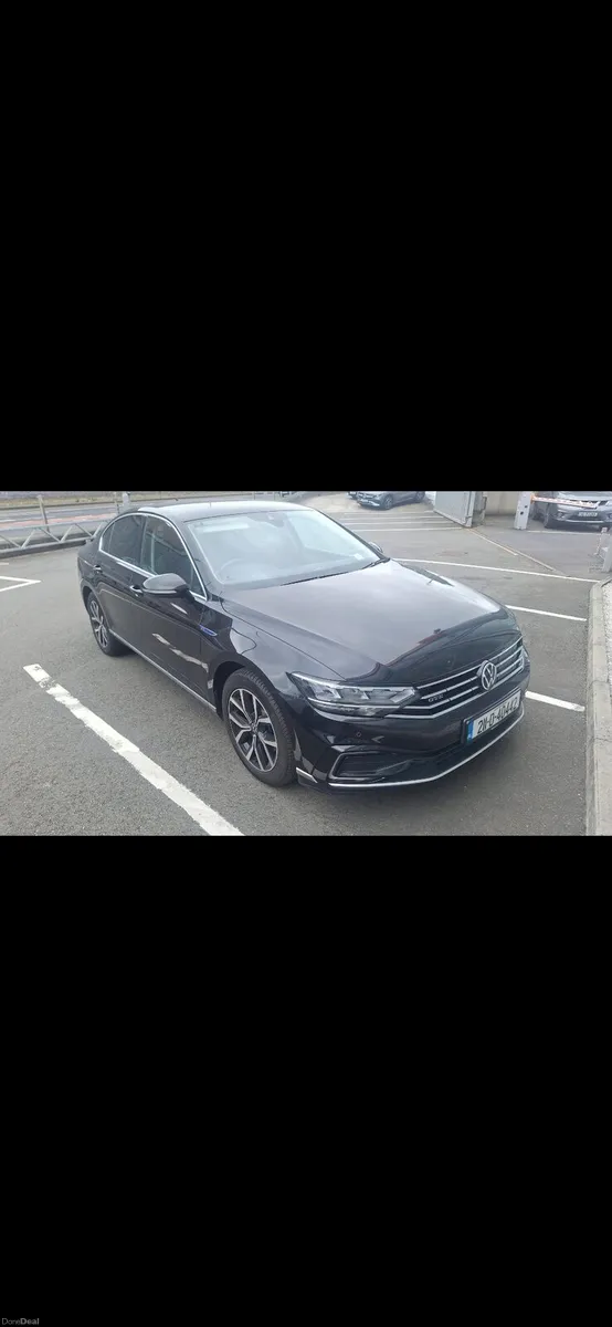 Passat GTE Hybrid - Image 1