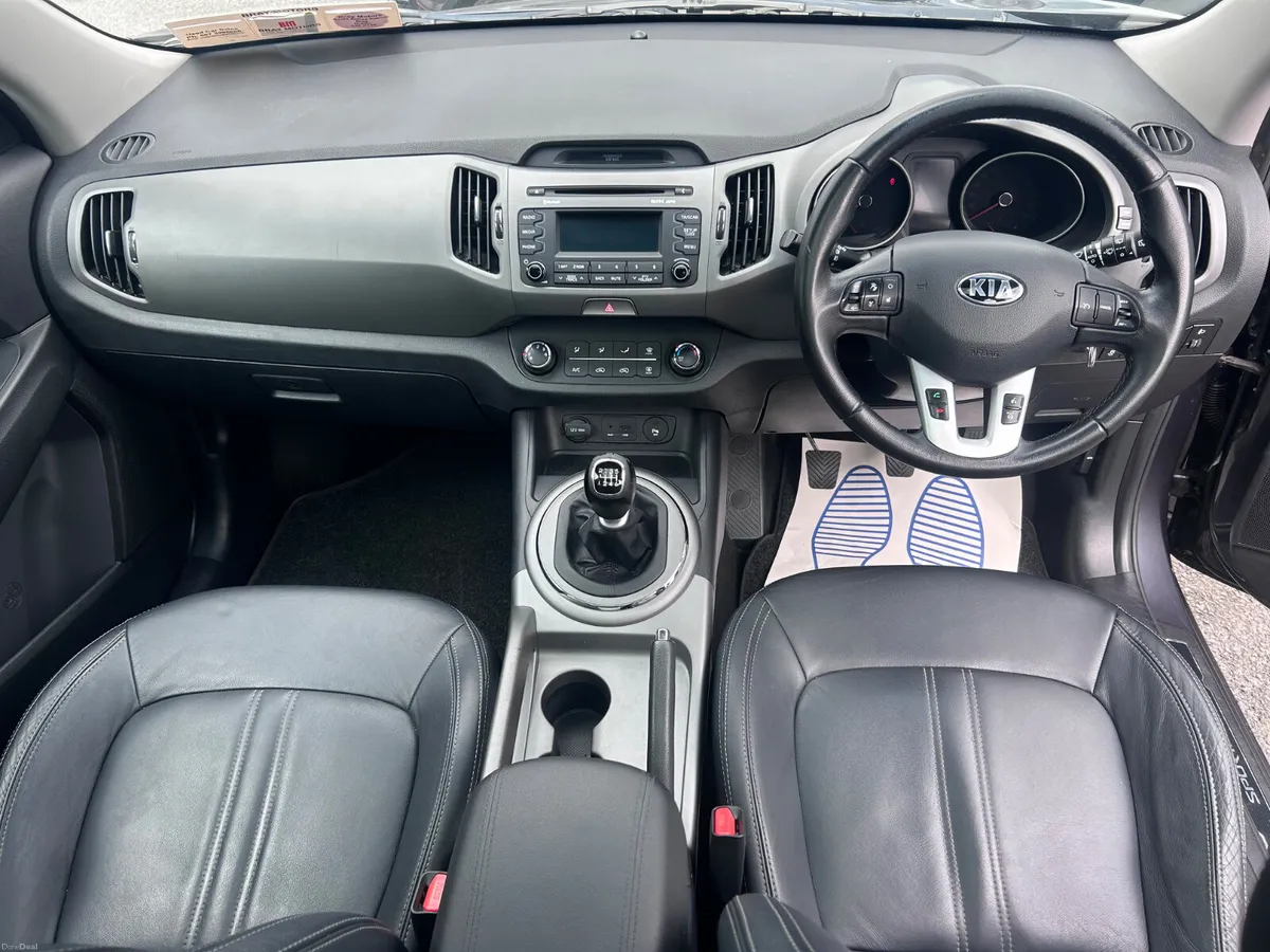2015 KIA SPORTAGE 1.7d EXL LOW KMS PAN ROOF - Image 2