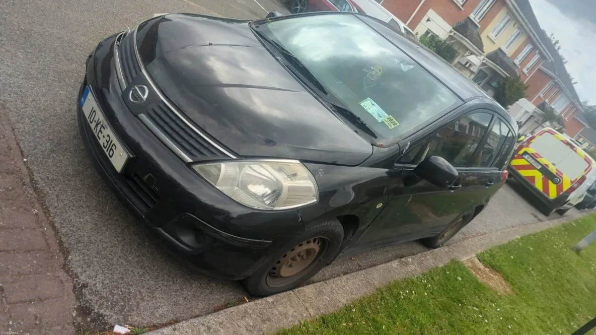 Car - Image 1