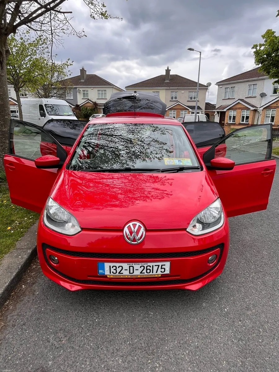 Volkswagen Up! 2013 - Image 1