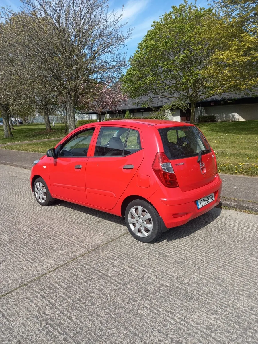 Hyundai i10 - Image 2