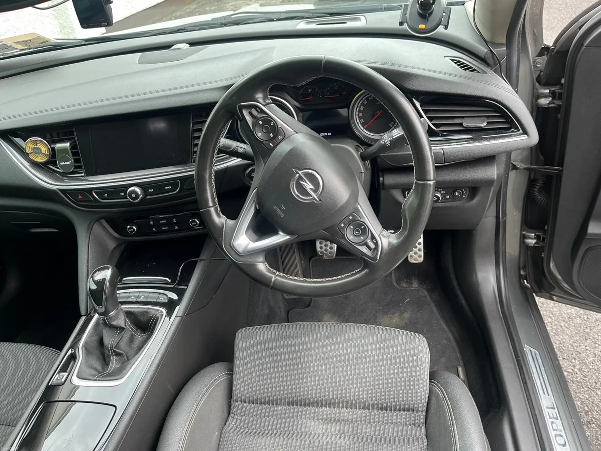 Opel Insignia 2017 - Image 4